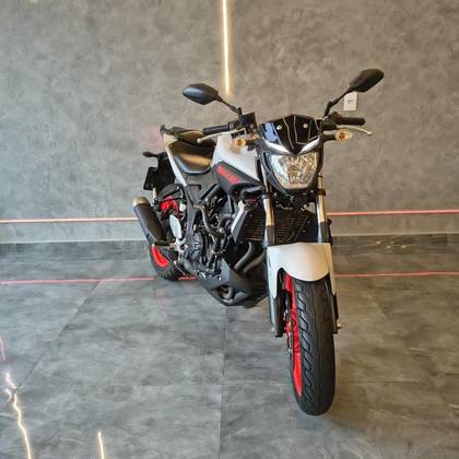 YAMAHA MT-03 ABS YAMAHA MT-03 ABS